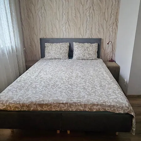Goralska 아파트